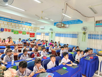 Trường Tiểu học Mỹ Phước tổ chức Thao giảng hội đồng tháng 03