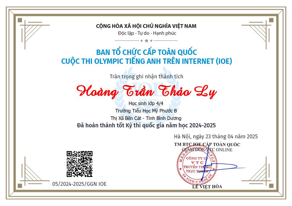 Hoàng Trần Thảo Ly 4 4
